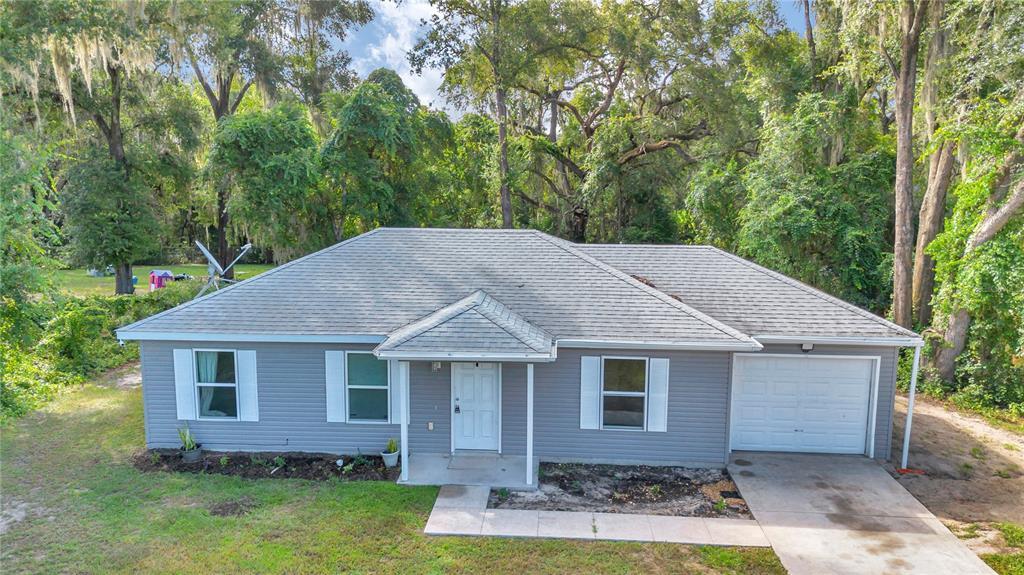 Foto principal - 460 Locust Rd