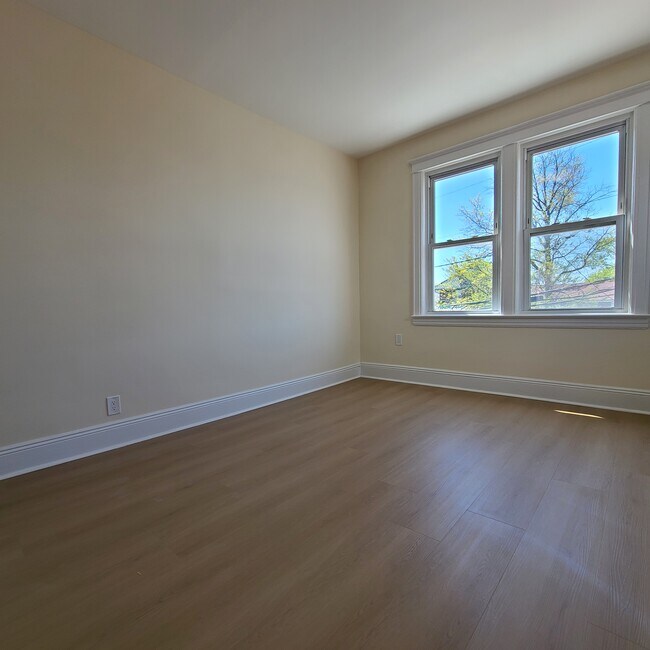 Foto del edificio - 704 79th St