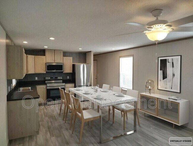 Foto del edificio - 120 Terry Blvd