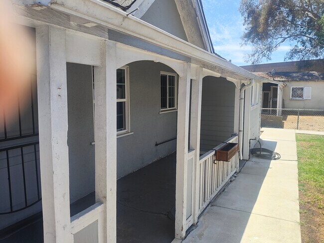 Building Photo - 11328 Havelock Ave