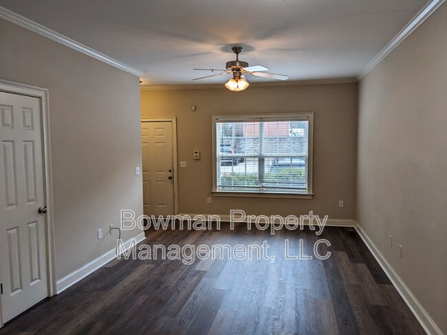 Foto del edificio - 460 S Barnett Shoals Rd