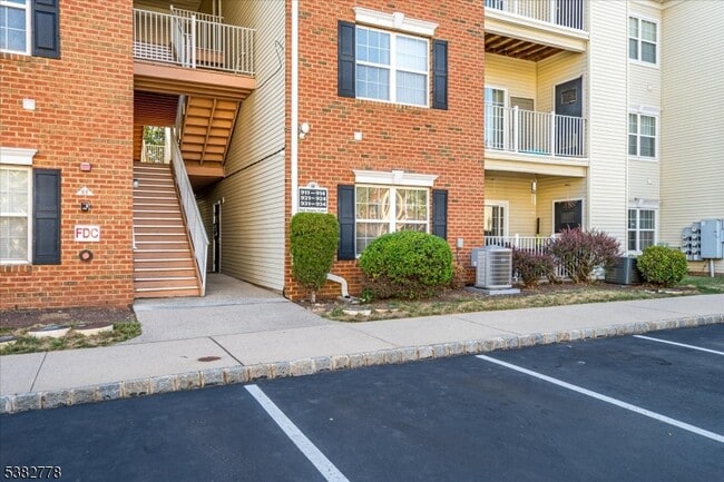 Building Photo - 913 Del Negro Ct