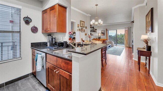 Foto del edificio - 6000-3 Shepherd Mountain Cove