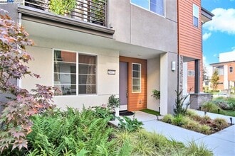 Building Photo - 29322 Hub Ln