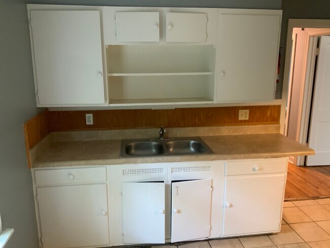 Foto del edificio - 4935 Byron Rd