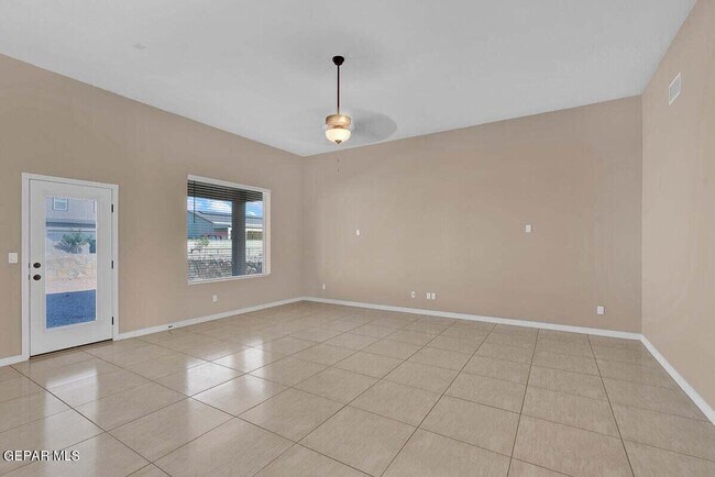 Building Photo - 2857 Mike Price Dr