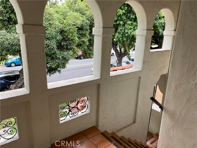 Foto del edificio - 1028 S Crescent Heights Blvd