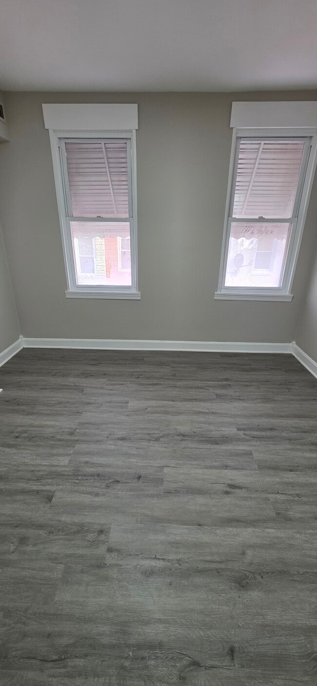 Foto del edificio - 116 N Port St