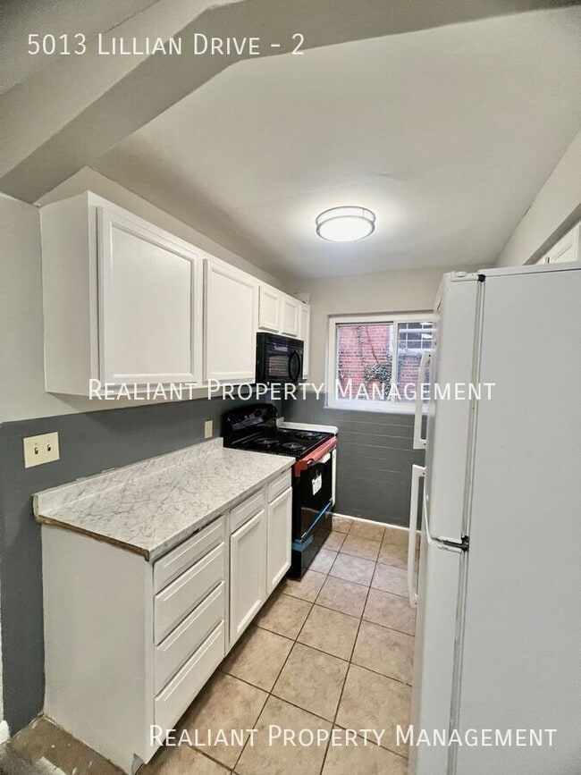 Photo - 5013 Lillian Dr Apartment