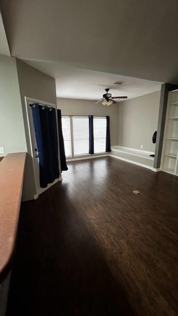 Foto del edificio - 126 Summer Pl Cir