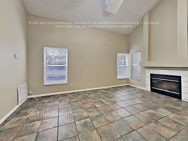 Building Photo - 2335 Needham Dr