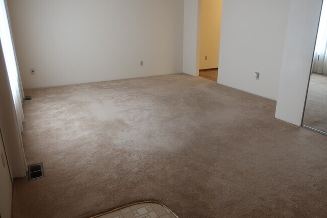 Foto del edificio - 613 11th St NE