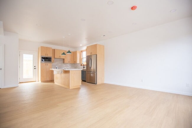 Foto del edificio - *** 3 Bedroom New Build In SE ! ONE MONTH ...