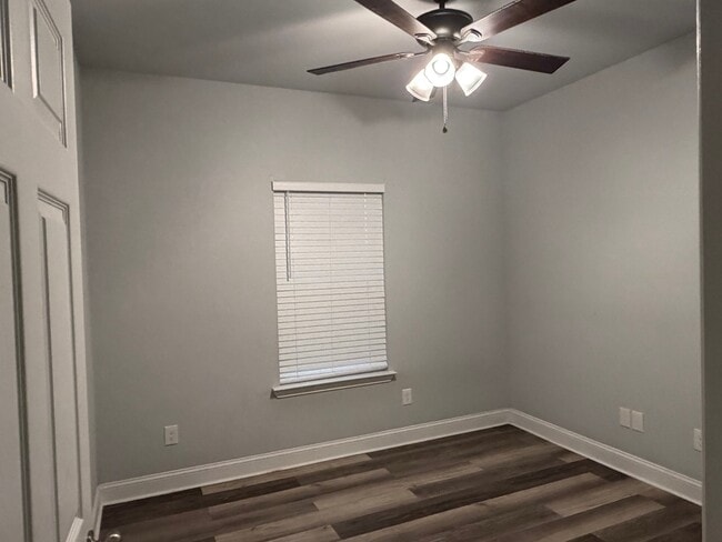 Building Photo - 6430 Rock Ridge Dr