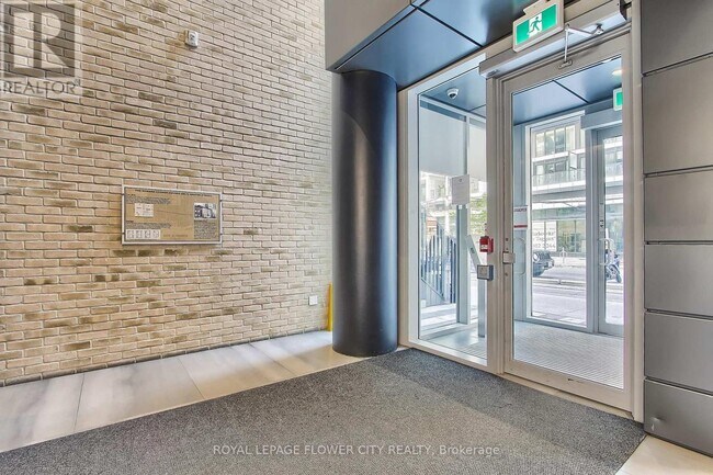 Photo du bâtiment - 68-1968 Shuter St