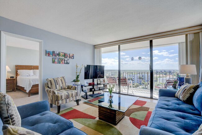 Building Photo - 1300 Florida A1A