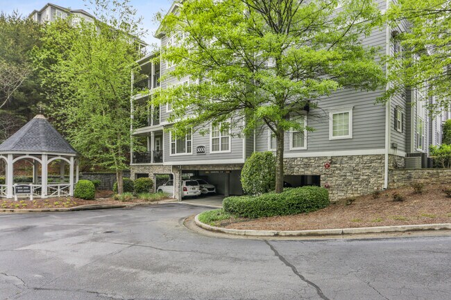 Building Photo - 4100 Paces Walk #3202, Vinings, GA 30339
