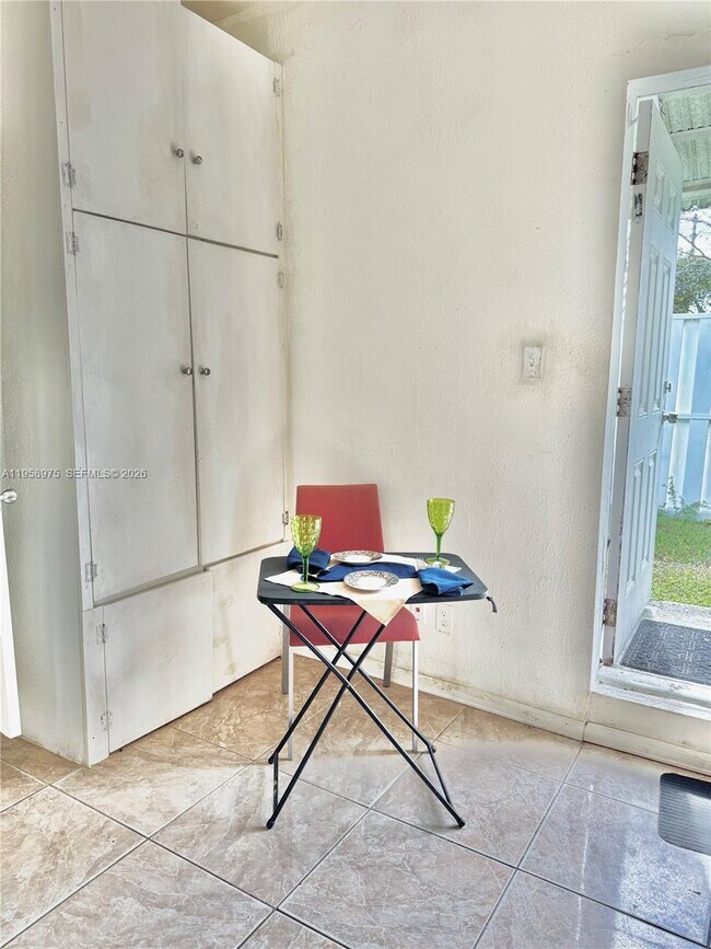 Foto del edificio - 1822 Cleveland St