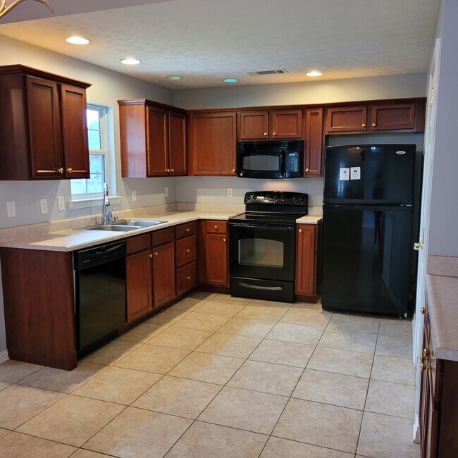 kitchen - 3005 Trails Way