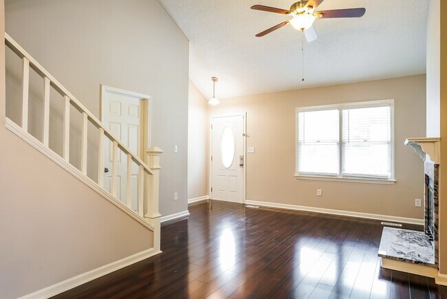 Building Photo - 765 Rawls Dr