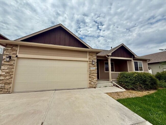 Foto del edificio - Move-In Ready Ranch in Wellington with Fresh Updates
