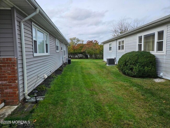 Building Photo - 49 Castle Harbor Dr