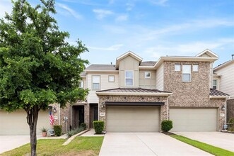 Building Photo - 8305 Oxalis Ln