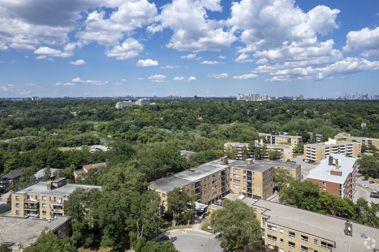 Aerial Photo - South Kingsway