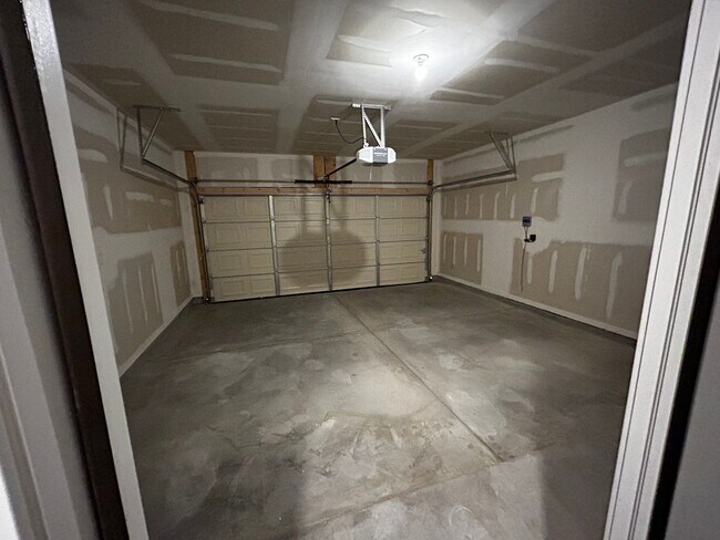 Foto del edificio - Beautiful home in Legends West *New Build*