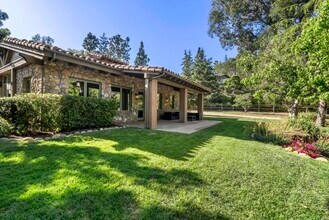 Building Photo - 5330 San Elijo Ave