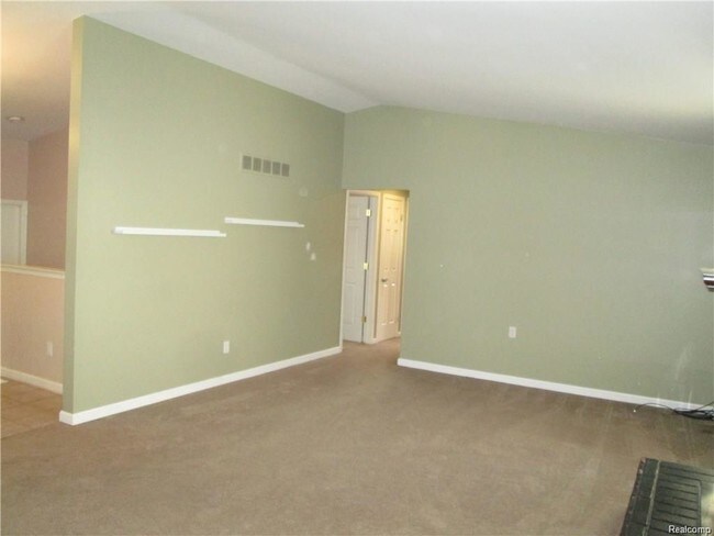 Foto del edificio - 41481 Cumberland Dr