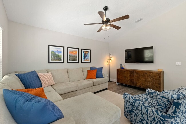 Building Photo - 1000 Josiah St