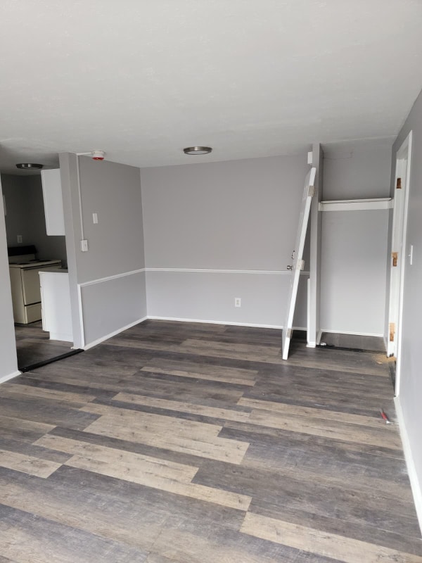 Photo - 13430 Euclid Ave Apartment