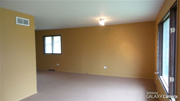 Building Photo - 645 Travers Ave