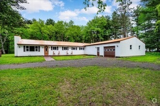 Building Photo - 10814 Campground Rd