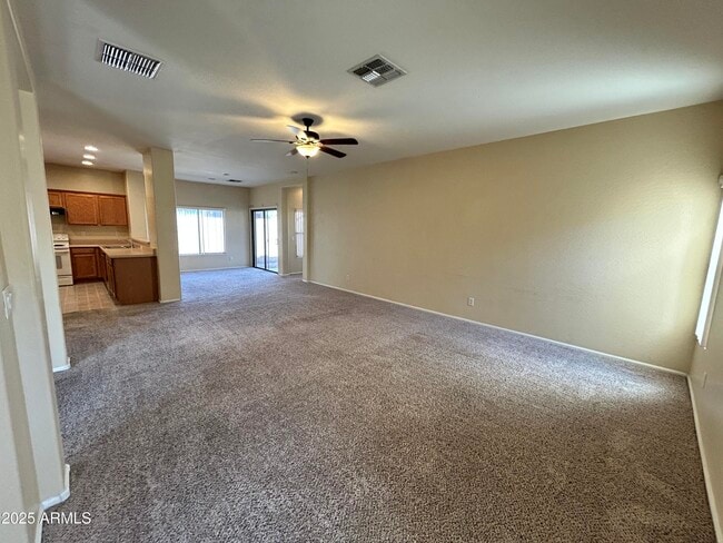 Building Photo - 13768 W Country Gables Dr