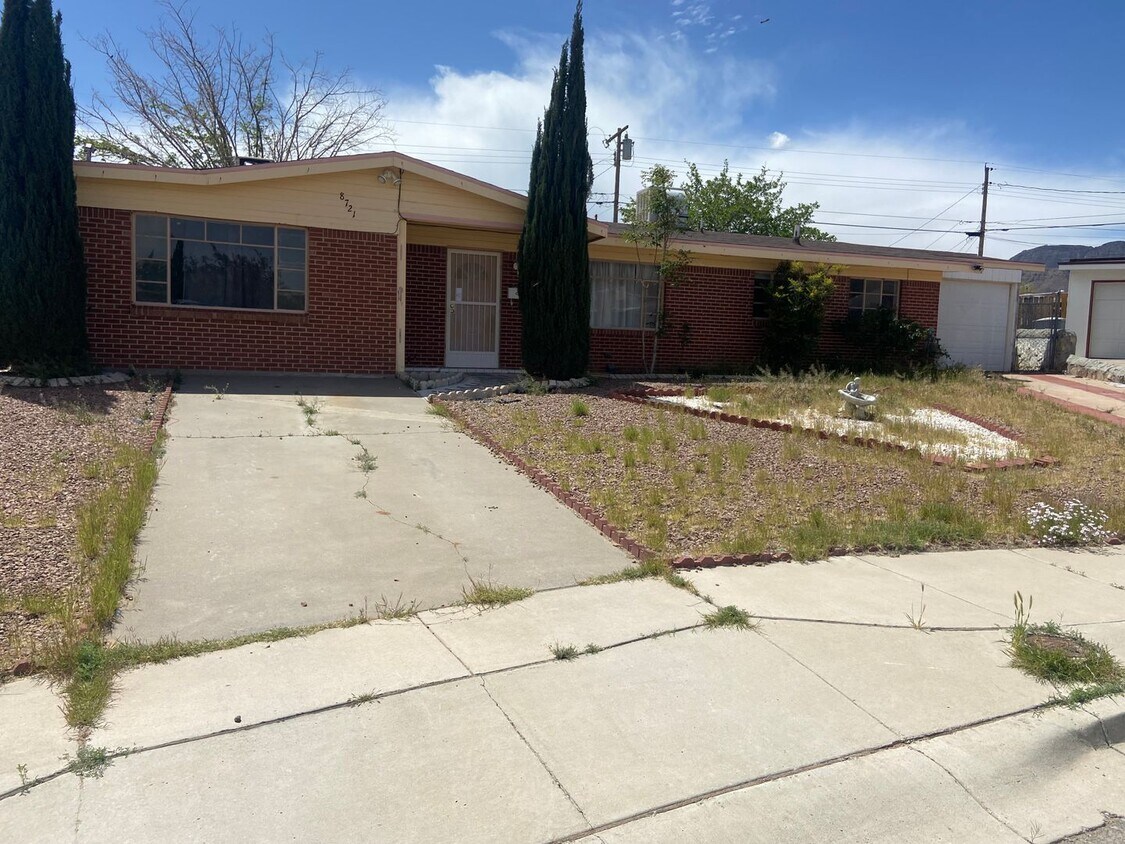 8721 Orion Pl, El Paso, TX 79904 House Rental in El Paso, TX