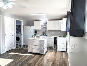 Building Photo - 100-A Mallard Ct