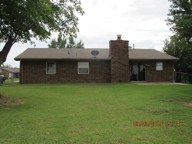 Foto del edificio - 2606 NE Lake Ave