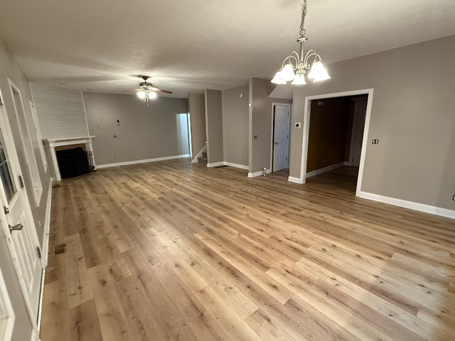 Building Photo - 314 Vineland Pl Dr