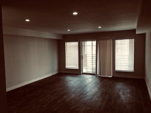 Building Photo - 2 bedroom in Oakland CA 94606
