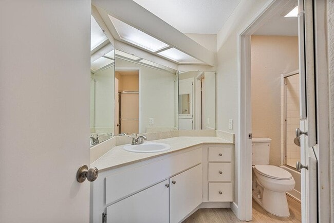 Photo - 331 Shadow Run Dr Apartment