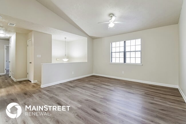 Foto del edificio - 4457 Woodbank Ln