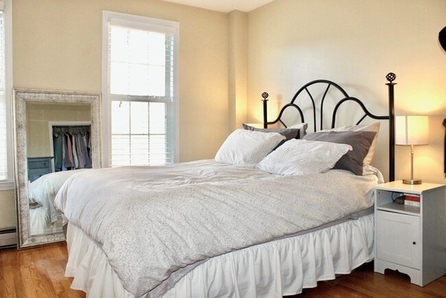 Foto del edificio - 18 Cook St