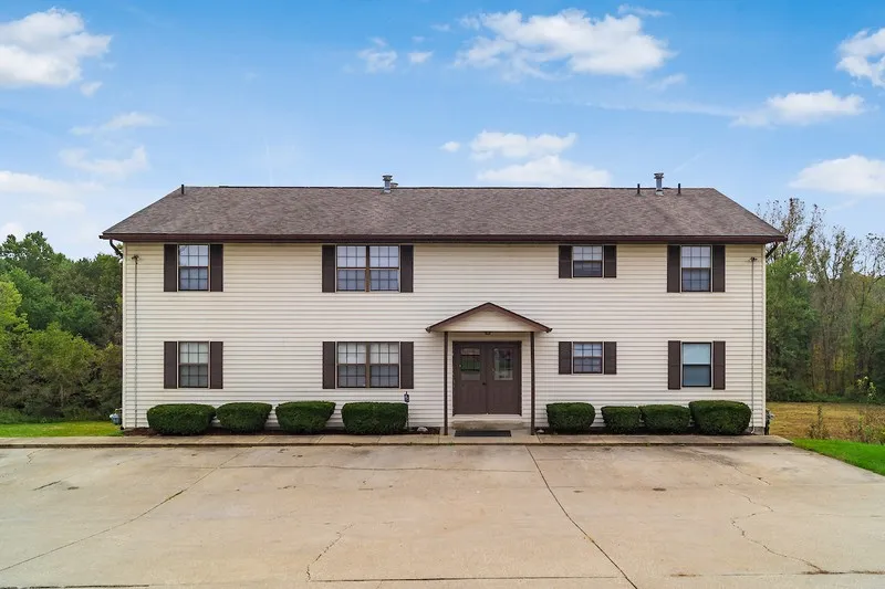 Primary Photo - 28 Scioto Dr
