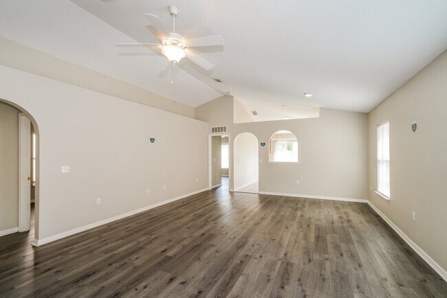 Foto del edificio - 3646 Fyfield Ct