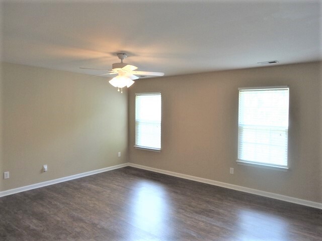 Building Photo - 6708 Centerline Dr