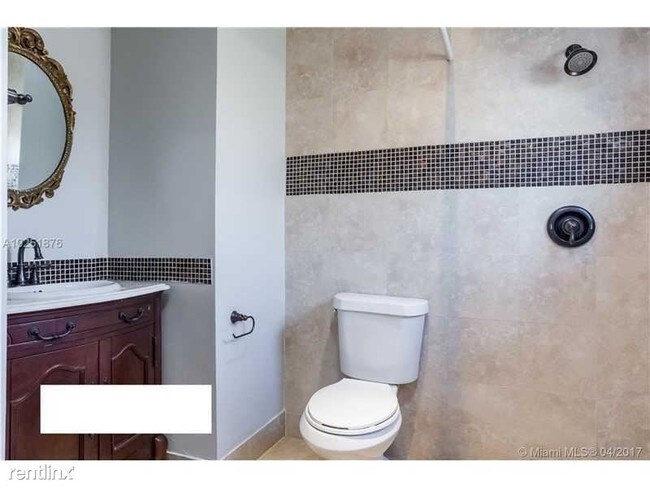 Foto del edificio - 3 br, 2 bath House - 9530 Burlington Pl