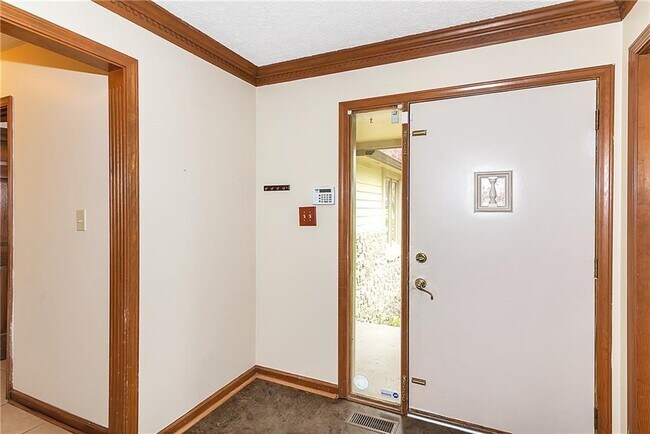 Building Photo - 9620 Copley Dr