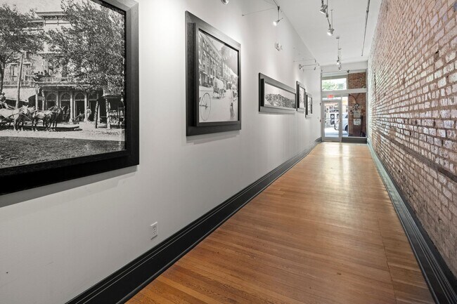 Foto del edificio - 52 Biltmore Ave